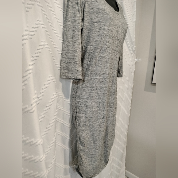 Express Heather Grey Ruched Sides 3/4 Sleeve Midi T-shirt Dress EUC Sz M - Picture 3 of 6